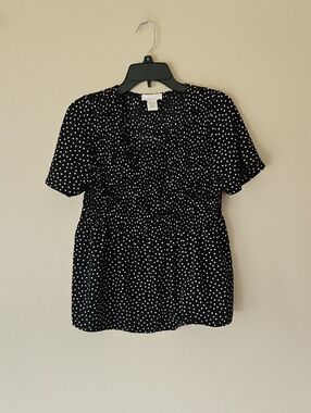 Polka‎ Dot Short Sleeve Peplum Top - Black/White Large